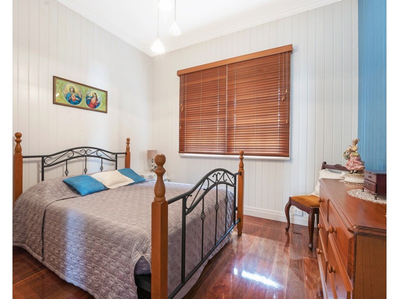 67 Broughton Road, Kedron QLD 4031