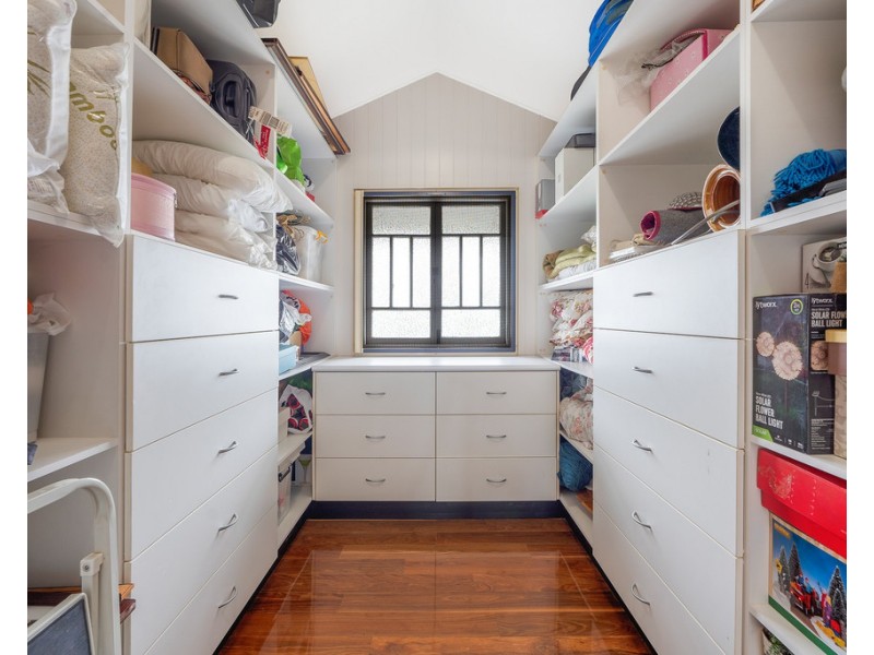 67 Broughton Road, Kedron QLD 4031