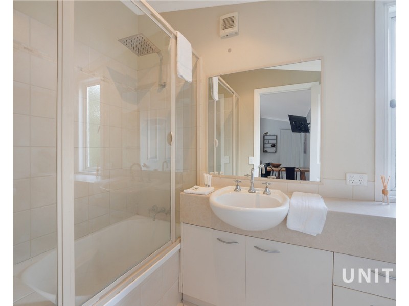 16A Central Avenue, Paddington QLD 4064