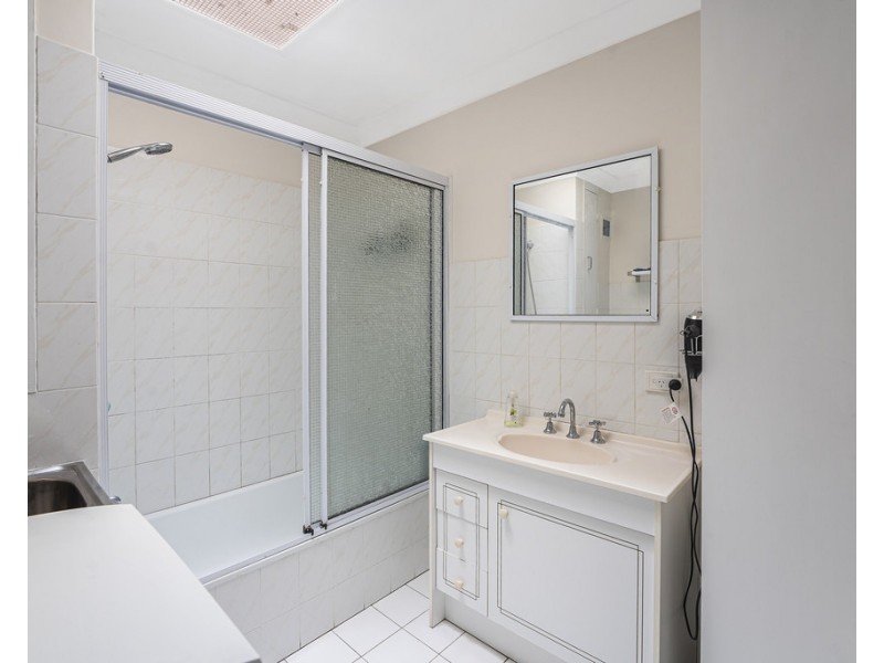 9/51 Adamson Street, Wooloowin QLD 4030