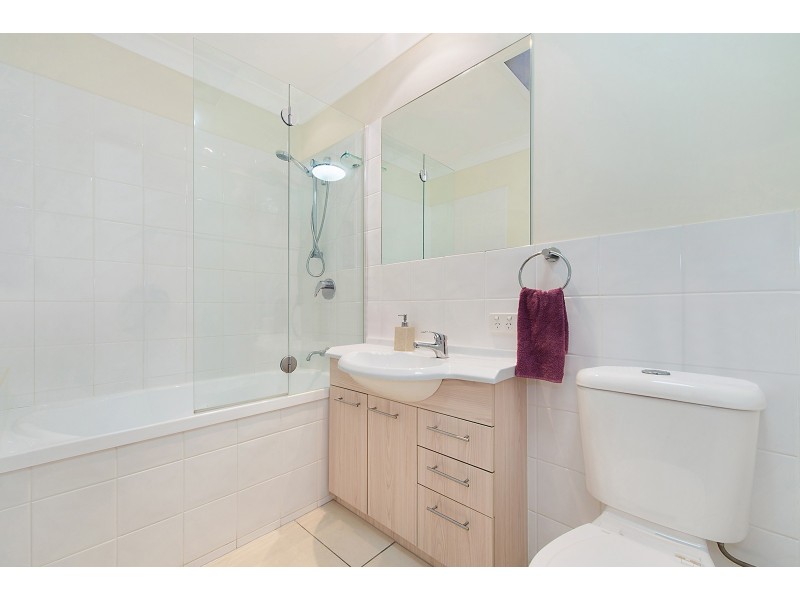 10/64 Groth Road, Boondall QLD 4034