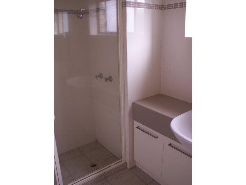 3/45 Erneton Street, Newmarket QLD 4051