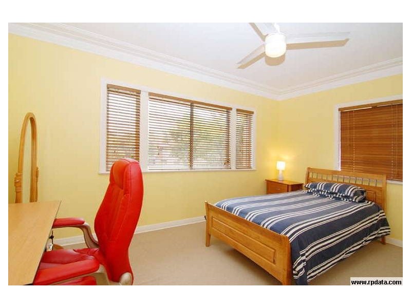 66 Twelfth Aveue, Kedron QLD 4031