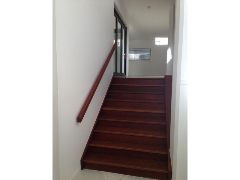 8 Amott Street, Stafford Heights QLD 4053