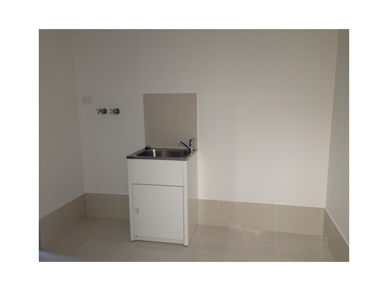 8 Amott Street, Stafford Heights QLD 4053