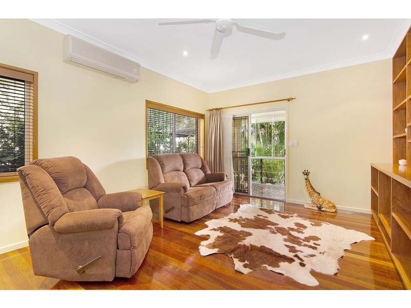 19 Bay Street, Kedron QLD 4031