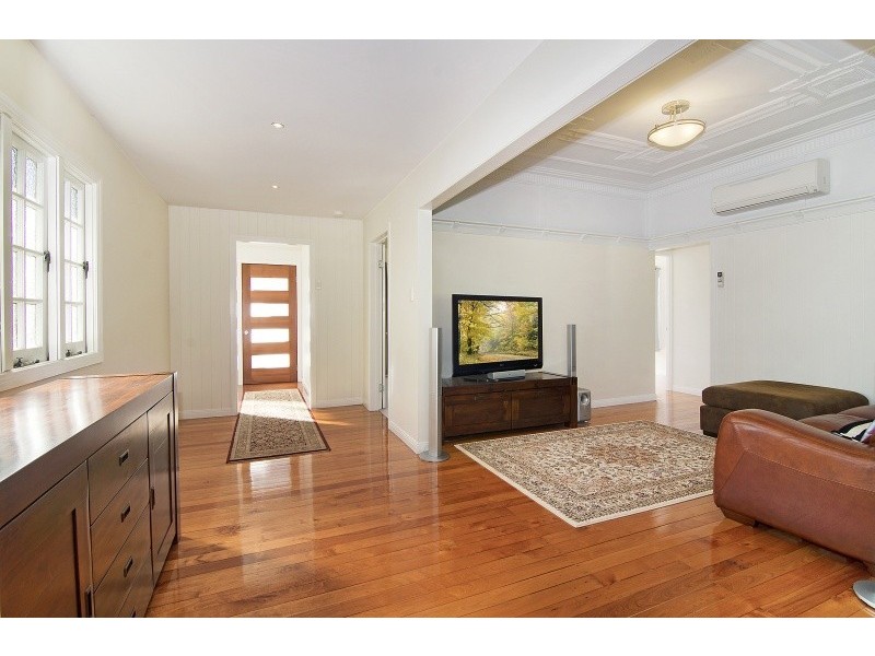 17 Edinburgh Castle Road, Kedron QLD 4031