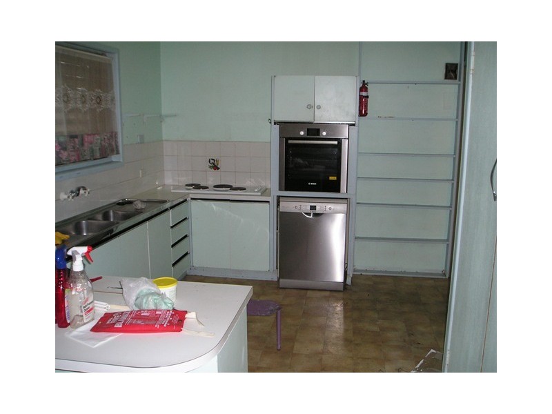 4 Hepburn Street, Stafford Heights QLD 4053