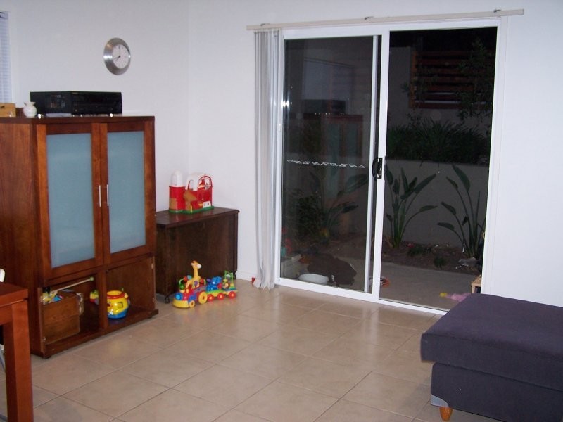 2/63 Monmouth Street, Morningside QLD 4170