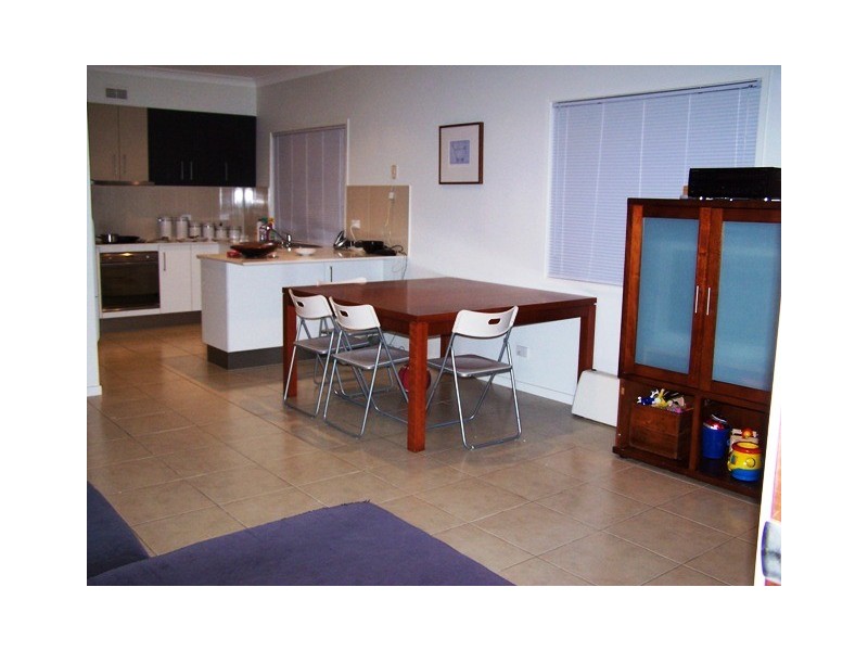 2/63 Monmouth Street, Morningside QLD 4170