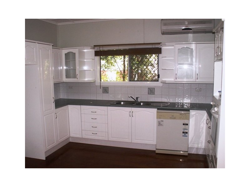 23 Ninth Ave, Kedron QLD 4031