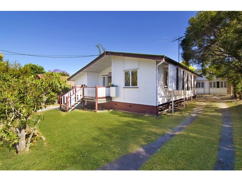 18 Glenhaven Street, Kedron QLD 4031