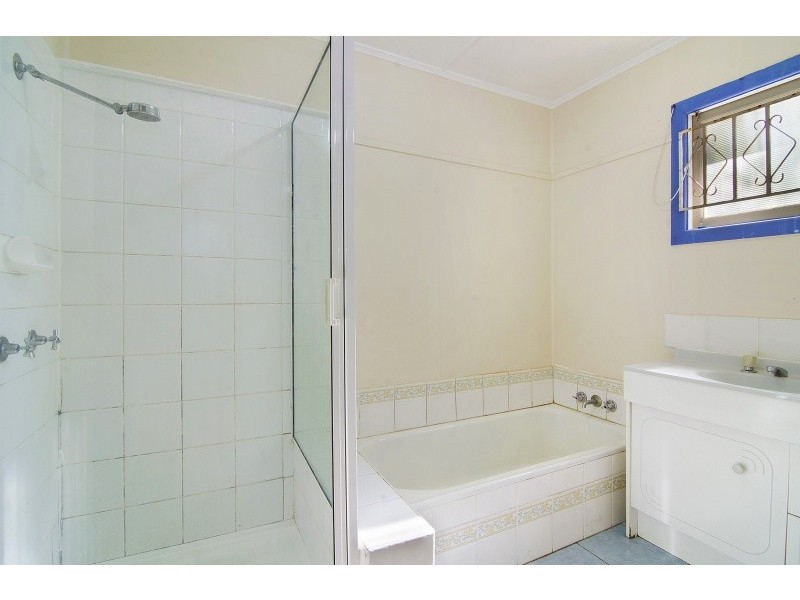 18 Glenhaven Street, Kedron QLD 4031