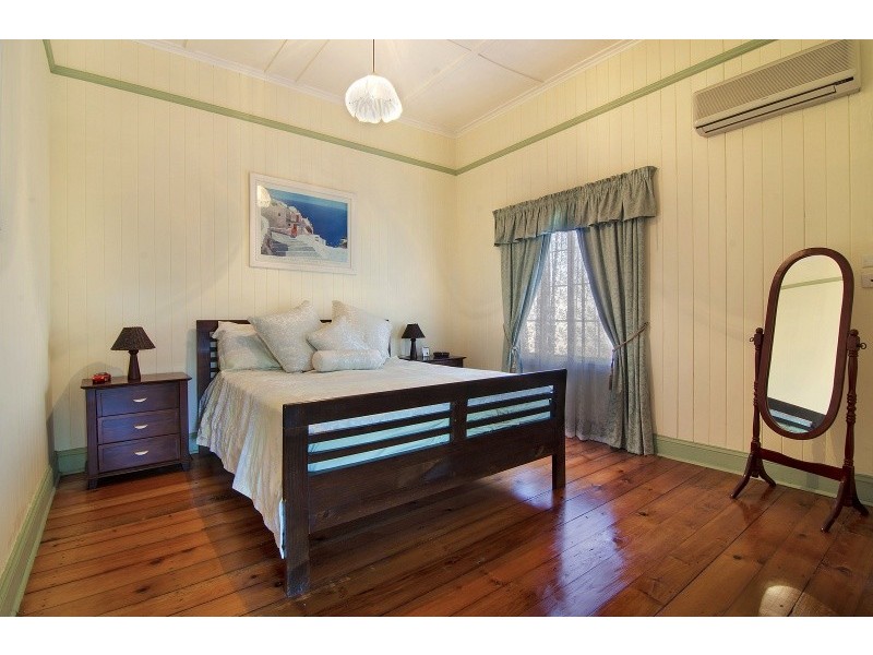 47 Brookfield Road, Kedron QLD 4031