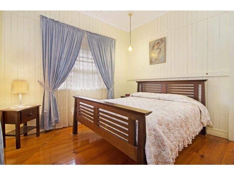 40 Ninth Ave, Kedron QLD 4031