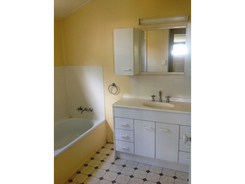 21 Norman Ave, Lutwyche QLD 4030