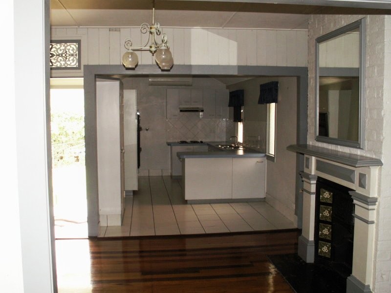 60 Hamilton Road, Wavell Heights QLD 4012