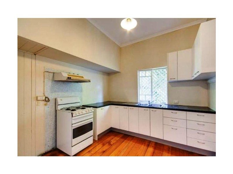 44 Bale Street, Albion QLD 4010