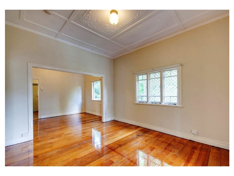 44 Bale Street, Albion QLD 4010