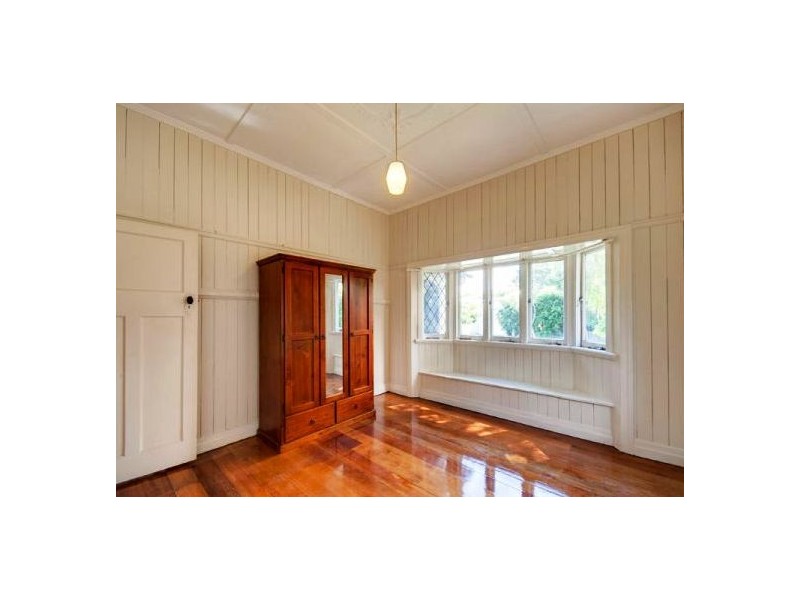 44 Bale Street, Albion QLD 4010