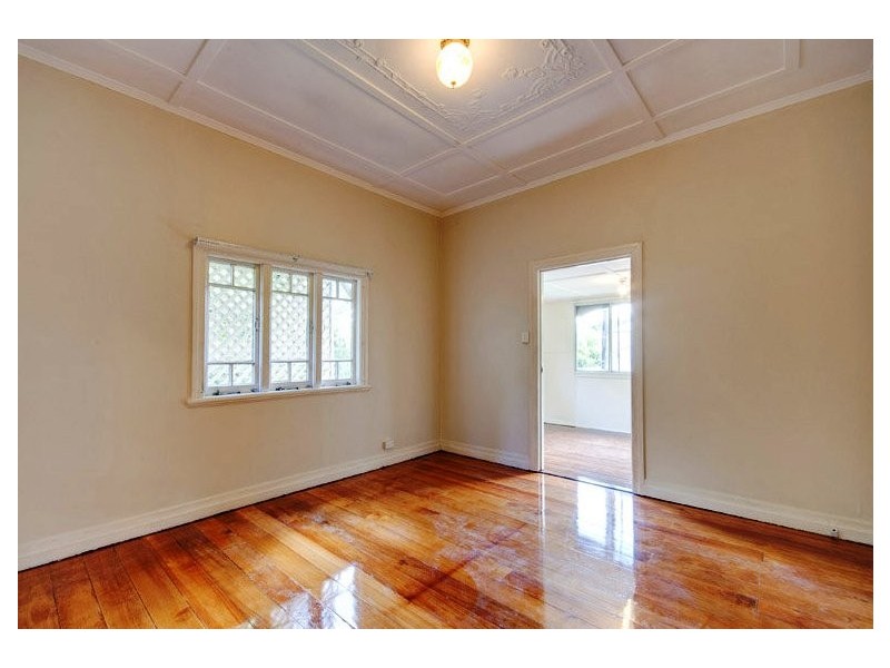 44 Bale Street, Albion QLD 4010