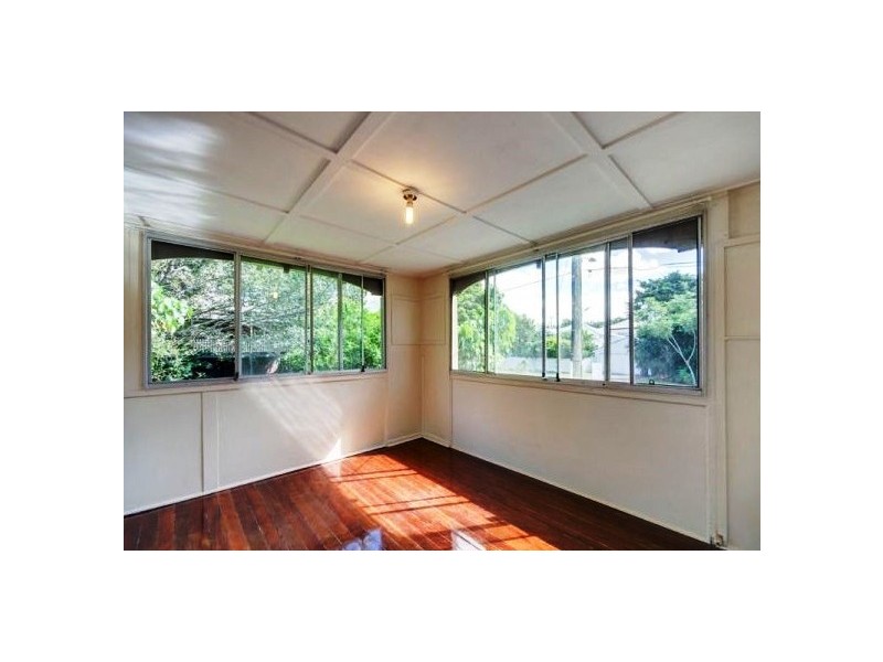 44 Bale Street, Albion QLD 4010