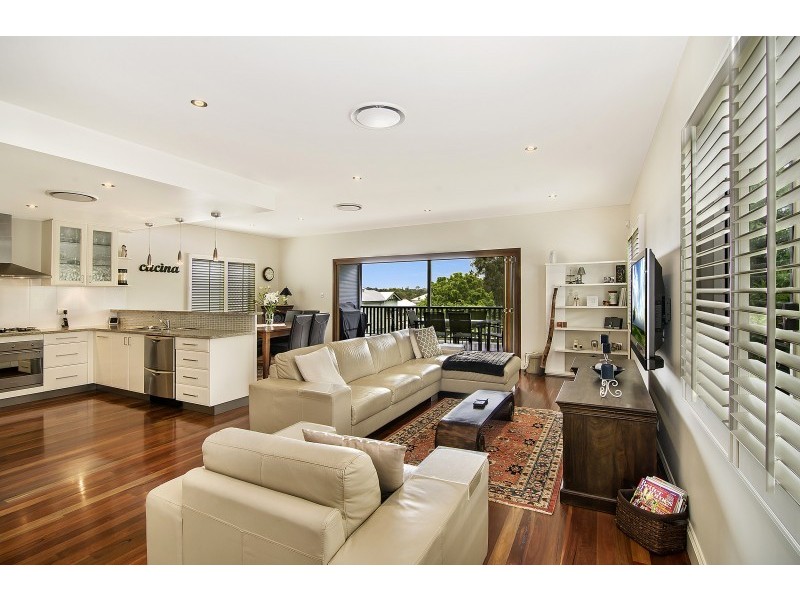 12 Eleventh Avenue, Kedron QLD 4031