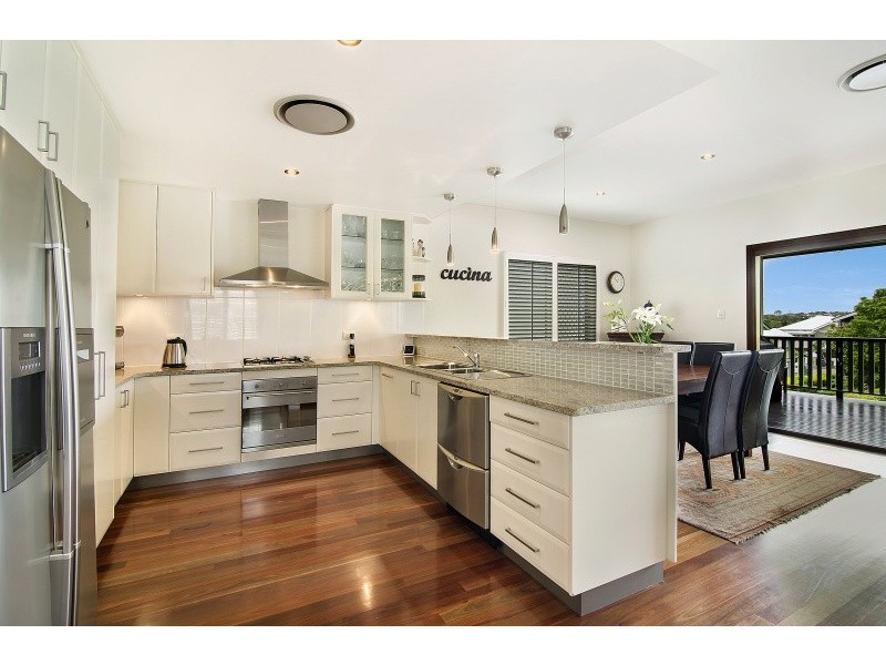 12 Eleventh Avenue, Kedron QLD 4031