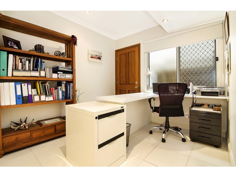 12 Eleventh Avenue, Kedron QLD 4031