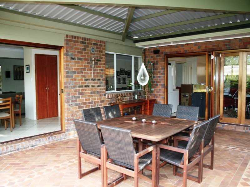 1 Gregory Place, Albany Creek QLD 4035