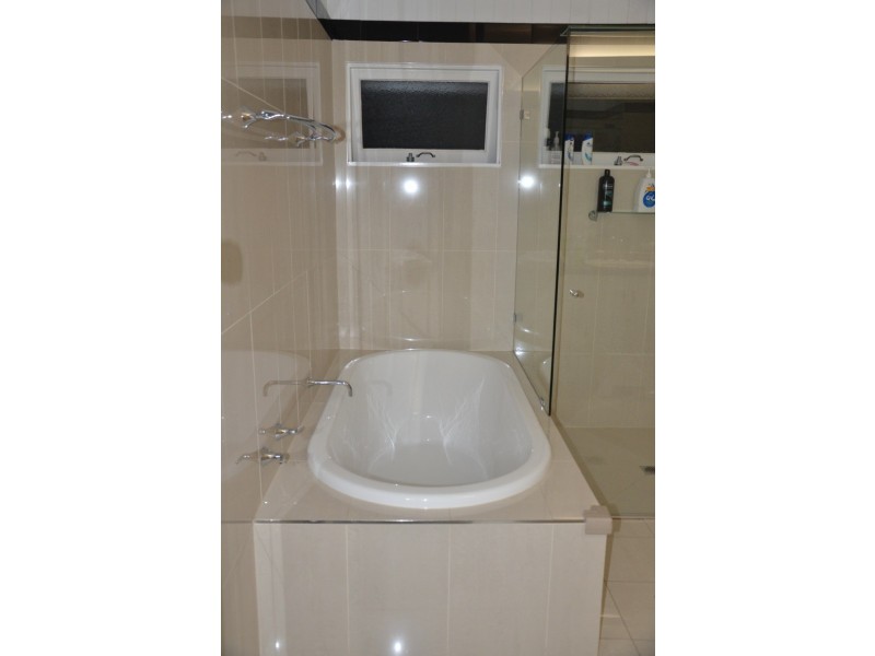 48 Ninth Avenue, Kedron QLD 4031