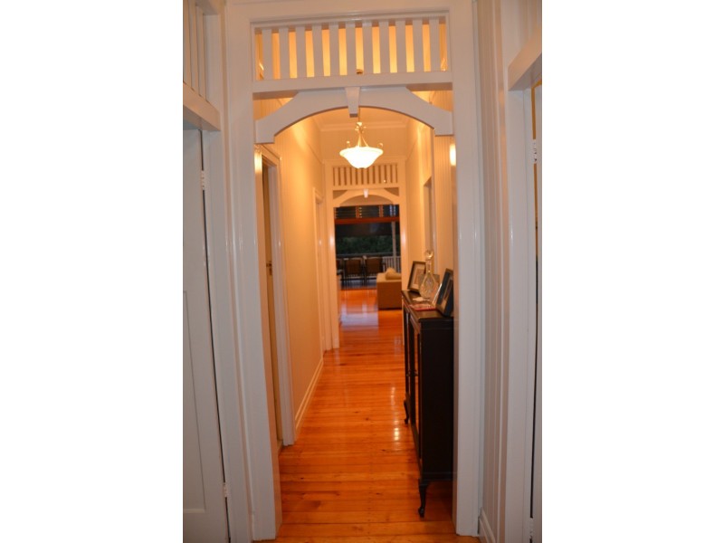 48 Ninth Avenue, Kedron QLD 4031