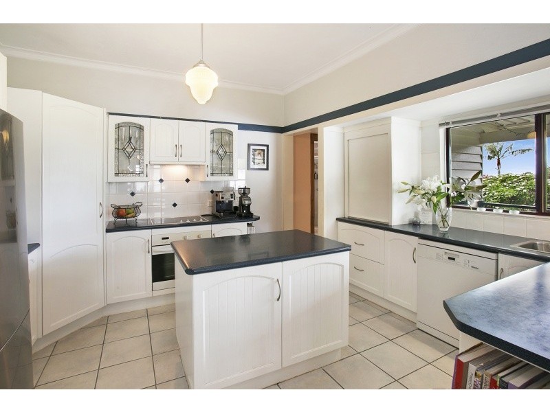 31 Glenfern Avenue, Kedron QLD 4031