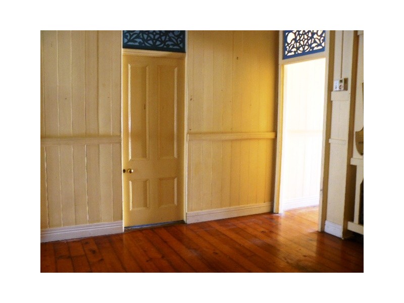 10 Garfield Street, Nundah QLD 4012