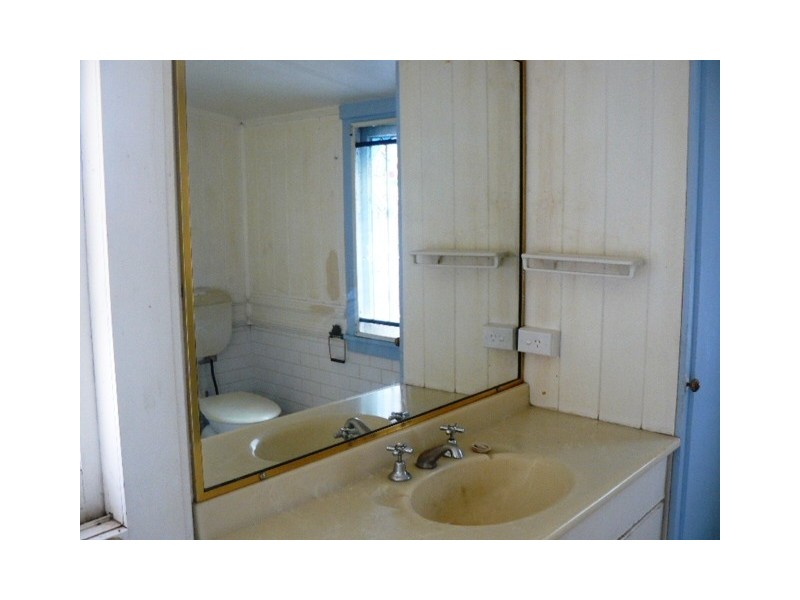 10 Garfield Street, Nundah QLD 4012