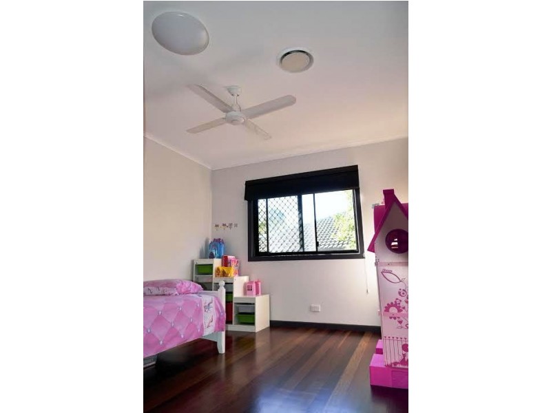 25 Glenhaven Street, Kedron QLD 4031