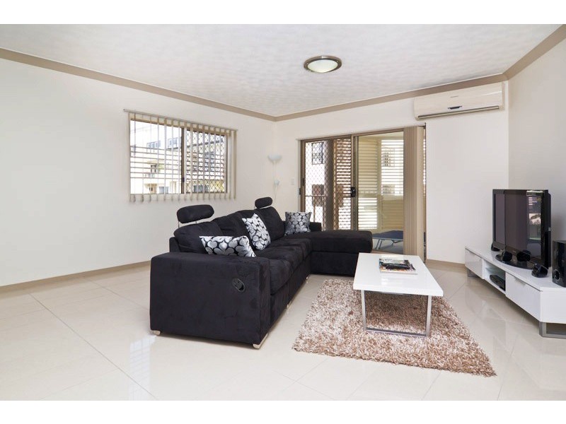 8/7 Annie Street, Woody Point QLD 4019