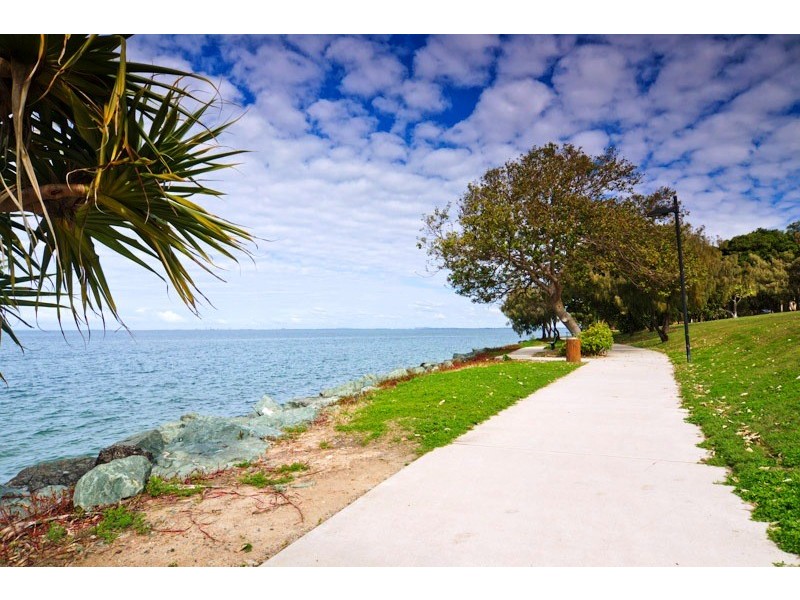 8/7 Annie Street, Woody Point QLD 4019