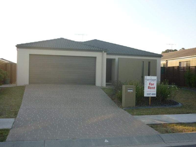 11 Churchill Circuit, Banyo QLD 4014
