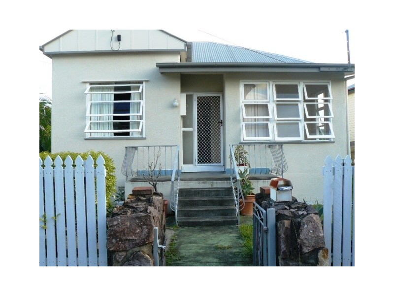 11 York Street, Hamilton QLD 4007