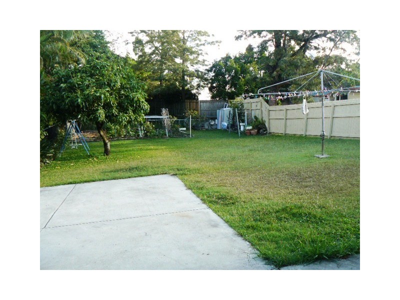 11 York Street, Hamilton QLD 4007