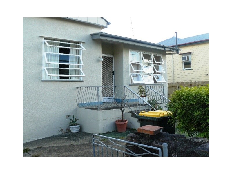 11 York Street, Hamilton QLD 4007