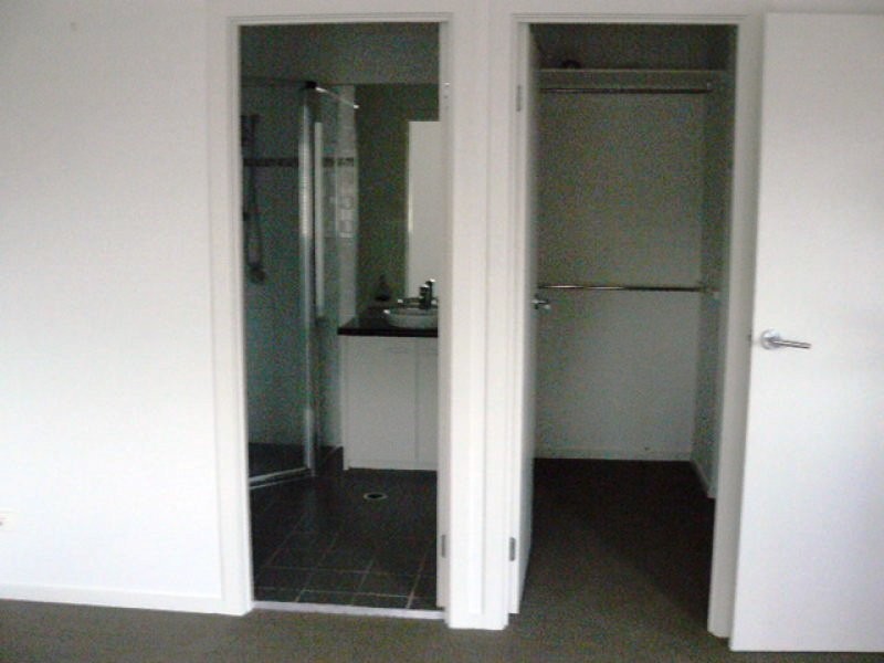 18 Hants Street, Hamilton QLD 4007