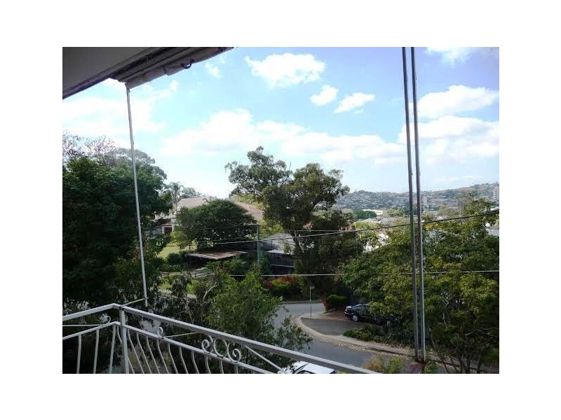 5/4 Mackay Street, Windsor QLD 4030