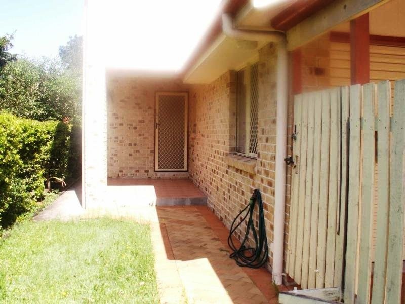 4/14 Greenbank Street, Chermside QLD 4032