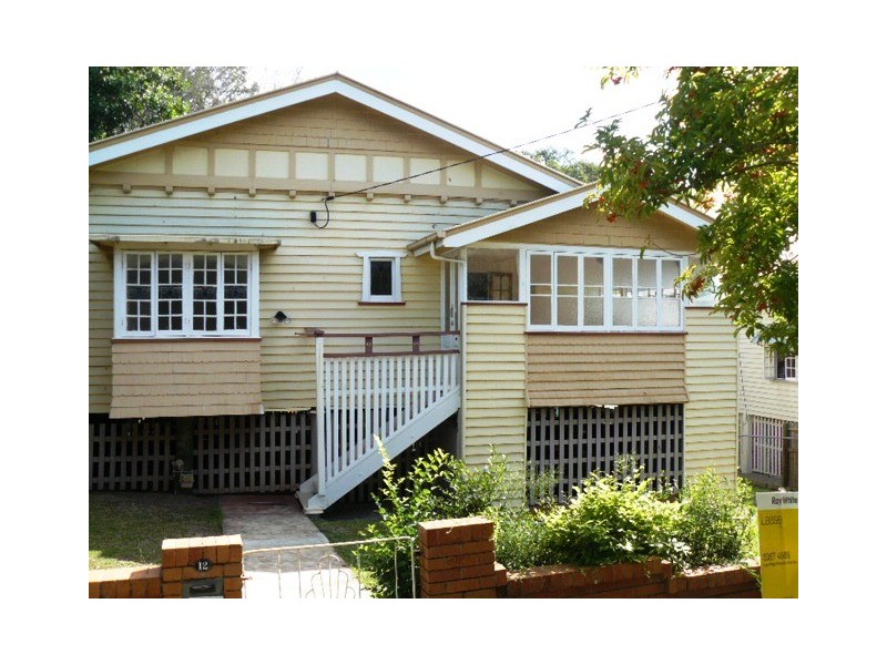 12 Camden Street, Albion QLD 4010