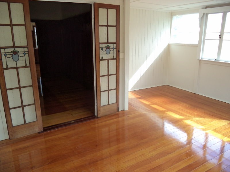 12 Camden Street, Albion QLD 4010