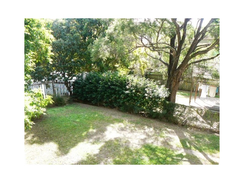 12 Camden Street, Albion QLD 4010