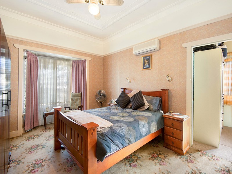 24 Sturt Street, Kedron QLD 4031