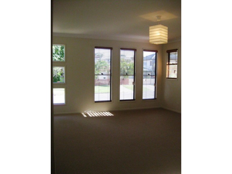 21 Main Avenue, Wavell Heights QLD 4012